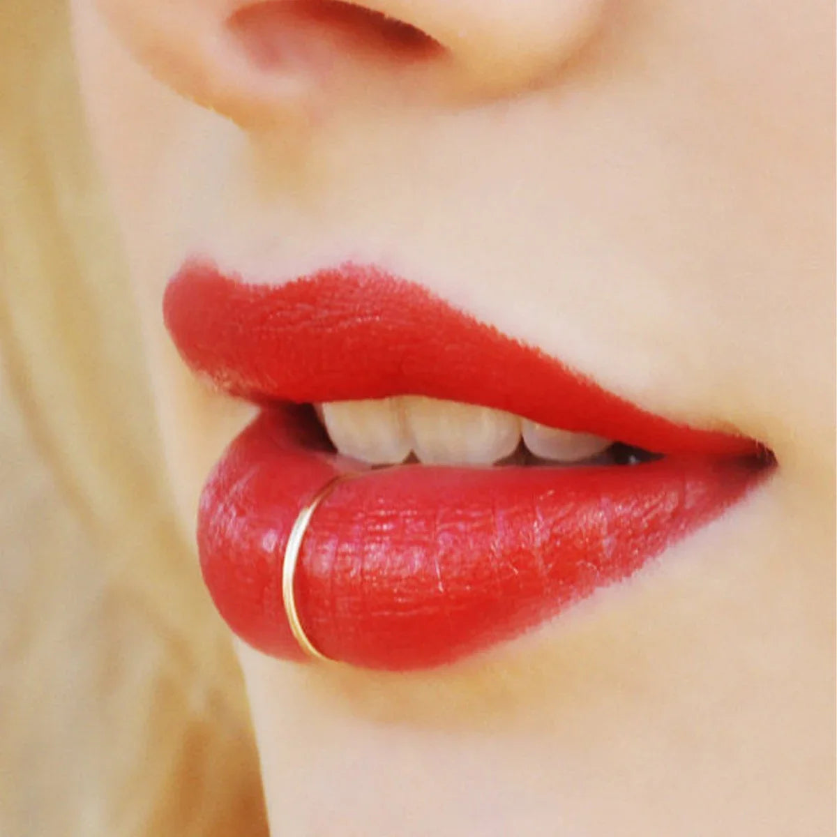 1PCS Fake Piercing Lip Rings Nose Nostril Ring Septum Clip On Mouth Ring Fake Piercing Body Clip Hoop